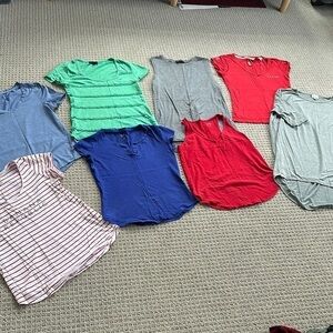 Bundle of 8  women’s top Short Sleeve Tees xs/sm